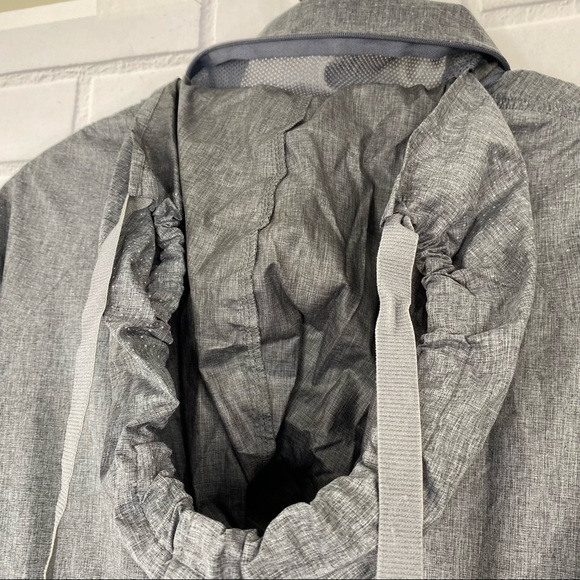 Fabletics Danielle lightweight Jacket in grey size small - Picture 11 of 12